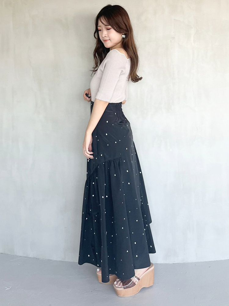 asymmetrical layered flared skirt