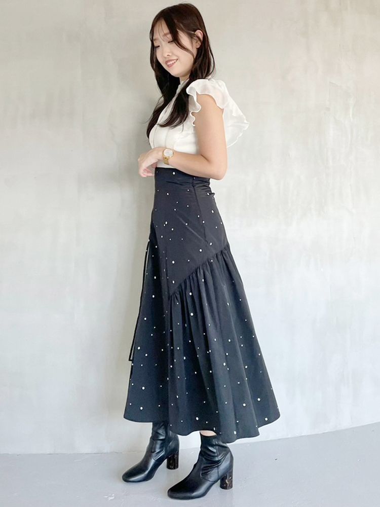 asymmetrical layered flared skirt