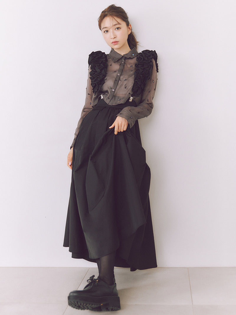 voluminous skirt with frill suspenders